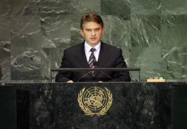 Portrait de (titres de civilité + nom) Son Excellence Željko Komšić (Président de la présidence), Bosnie-Herzégovine