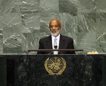 Portrait de (titres de civilité + nom) Son Excellence René Préval (Président), Haïti