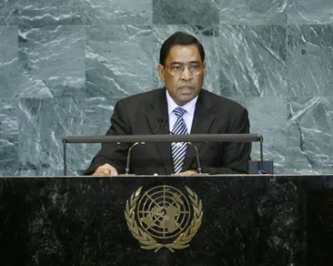 Portrait de (titres de civilité + nom) Son Excellence Alik L. Alik (Vice-président), Micronésie (États fédérés de)