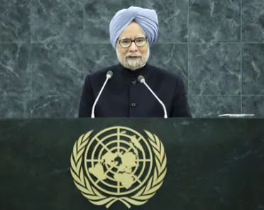 Portrait de (titres de civilité + nom) Son Excellence Manmohan Singh (Premier Ministre), Inde