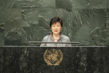 Portrait de (titres de civilité + nom) Son Excellence Park Geun-hye (Président), République de Corée