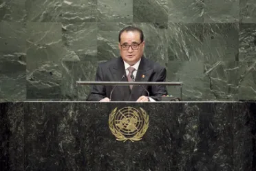 Portrait de (titres de civilité + nom) Son Excellence Ri Su Yong (Ministre des affaires étrangères), République populaire démocratique de Corée