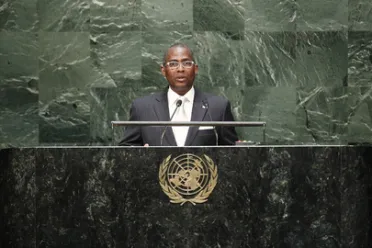 Portrait de (titres de civilité + nom) Son Excellence Gabriel Arcanjo Ferreira Da Costa (Premier Ministre), Sao Tomé-et-Principe