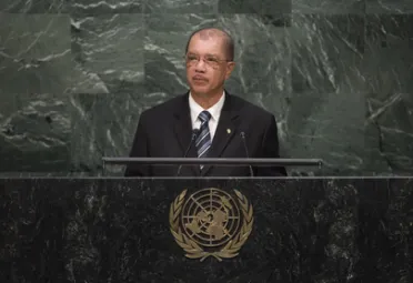 Portrait de (titres de civilité + nom) Son Excellence James Alix Michel (Président), Seychelles