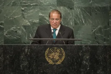 Portrait de (titres de civilité + nom) Son Excellence Muhammad Nawaz Sharif (Premier Ministre), Pakistan
