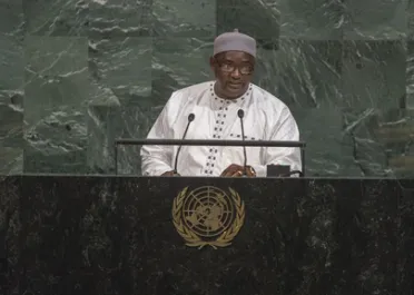 Portrait de (titres de civilité + nom) Son Excellence Adama Barrow (Président), Gambie (République de)