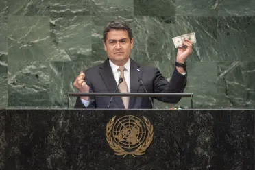 Portrait de (titres de civilité + nom) Son Excellence Juan Orlando Hernández Alvarado (Président), Honduras