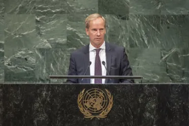 Portrait de (titres de civilité + nom) Son Excellence Olof Skoog (Président de la délégation), Suède