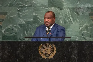 Portrait de (titres de civilité + nom) Son Excellence James Marape (Premier Ministre), Papouasie-Nouvelle-Guinée
