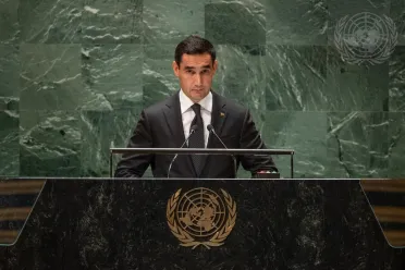 Portrait de (titres de civilité + nom) Son Excellence Serdar Berdimuhamedov (Président), Turkménistan