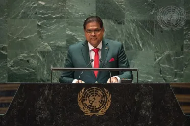 Portrait de (titres de civilité + nom) Son Excellence Chandrikapersad Santokhi (Président), Suriname