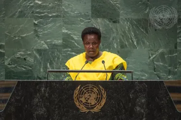 Фото (ранг, имя) Е.П. Джессика Алупо (Вице-президент), Уганда