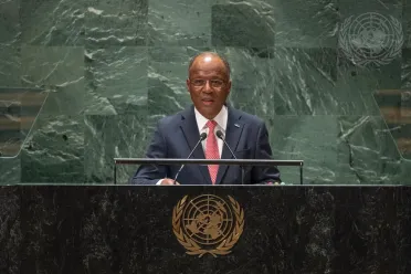 Portrait de (titres de civilité + nom) Son Excellence José Ulisses Correia e Silva (Premier Ministre), Cabo Verde (République de)