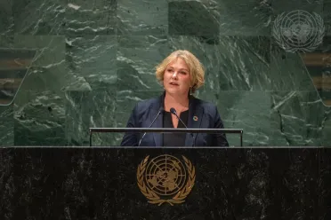 Portrait de (titres de civilité + nom) Son Excellence Anne Beathe Tvinnereim (Ministre du Développement international), Norvège