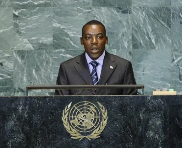 Portrait de (titres de civilité + nom) Son Excellence Gabriel Ntisezerana (Vice-président), Burundi