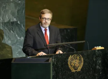 Portrait de (titres de civilité + nom) Son Excellence Carsten Staur (Président de la délégation), Danemark