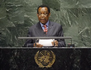 Portrait de (titres de civilité + nom) Son Excellence Pastor Micha Ondo Bile (Ministre des affaires étrangères), Guinée équatoriale