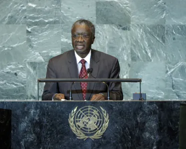 Portrait de (titres de civilité + nom) Son Excellence Freundel Stuart (Premier Ministre), Barbade