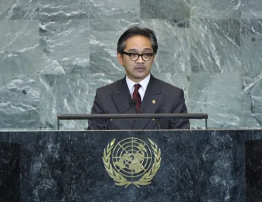 Portrait de (titres de civilité + nom) Son Excellence Marty M. Natalegawa (Ministre des affaires étrangères), Indonésie