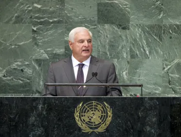 Portrait de (titres de civilité + nom) Son Excellence Ricardo Martinelli Berrocal (Président), Panama