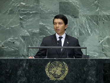 Portrait de (titres de civilité + nom) Son Excellence Andry Nirina Rajoelina (Président), Madagascar