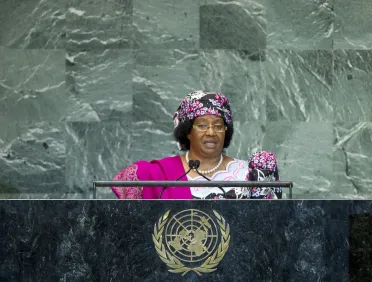 Portrait de (titres de civilité + nom) Son Excellence Joyce Hilda Mtila Banda (Président), Malawi