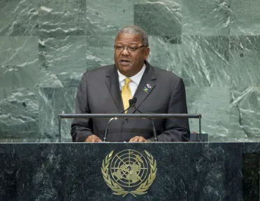 Portrait de (titres de civilité + nom) Son Excellence Winston Baldwin Spencer (Premier Ministre), Antigua-et-Barbuda