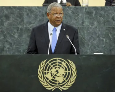 Portrait de (titres de civilité + nom) Son Excellence Winston Baldwin Spencer (Premier Ministre), Antigua-et-Barbuda