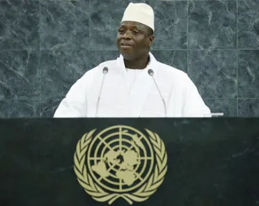 Retrato de (cargo + nombre) Su Excelencia Yahya Jammeh (Presidente), Gambia (República de)
