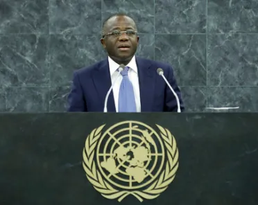 Portrait de (titres de civilité + nom) Son Excellence Kodjo Menan (Représentant permanent auprès des Nations Unies), Togo