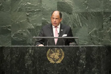 Portrait de (titres de civilité + nom) Son Excellence Luis Guillermo Solís Rivera (Président), Costa Rica