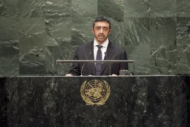 Portrait de (titres de civilité + nom) Sa Majesté Abdullah Bin Zayed Al Nahyan (Ministre des affaires étrangères), Émirats arabes unis