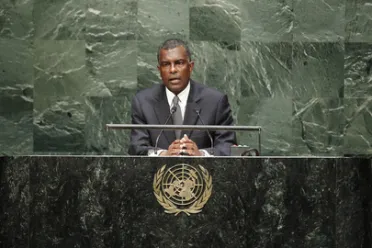 Portrait de (titres de civilité + nom) Son Excellence Frederick A. Mitchell (Ministre des affaires étrangères), Bahamas