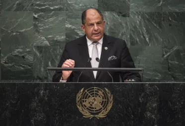 Portrait de (titres de civilité + nom) Son Excellence Luis Guillermo Solís Rivera (Président), Costa Rica