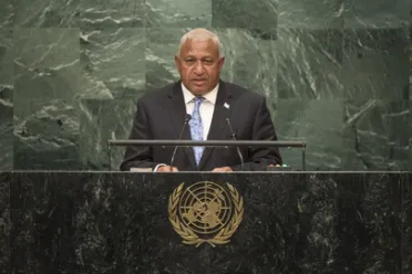 Portrait de (titres de civilité + nom) Son Excellence Josaia Voreqe Bainimarama (Premier Ministre), Fidji
