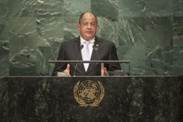 Portrait de (titres de civilité + nom) Son Excellence Luis Guillermo Solís Rivera (Président), Costa Rica