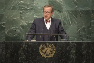 Portrait de (titres de civilité + nom) Son Excellence Toomas Hendrik Ilves (Président), Estonie