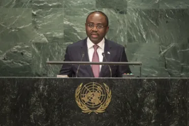Portrait de (titres de civilité + nom) Son Excellence Agapito Mba Mokuy (Ministre des affaires étrangères), Guinée équatoriale