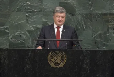 Portrait de (titres de civilité + nom) Son Excellence Petro Poroshenko (Président), Ukraine