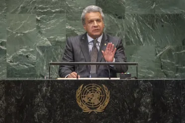 Portrait de (titres de civilité + nom) Son Excellence Lenin Moreno Garcés (Président constitutionnel), Équateur