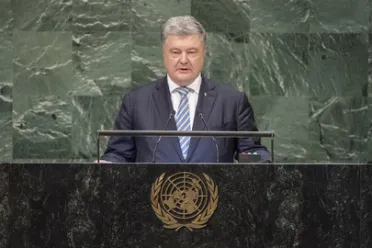 Portrait de (titres de civilité + nom) Son Excellence Petro Poroshenko (Président), Ukraine