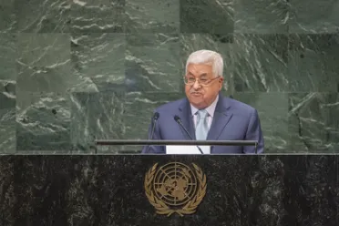 Portrait de (titres de civilité + nom) Son Excellence Mahmoud Abbas (Président), État de Palestine