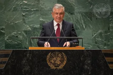 Portrait de (titres de civilité + nom) Son Excellence Shavkat Mirziyoyev (Président), Ouzbékistan