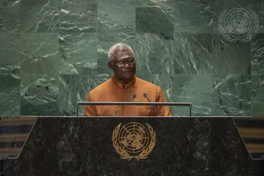 Retrato de (cargo + nombre) Su Excelencia Manasseh Damukana Sogavare (Primer Ministro), Islas Salomón